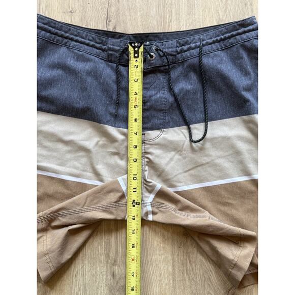 Vissla Boardshorts Unlined Mens 34 Upcycle Cotton Quick Dry Swim Gray Brown Tan - Picture 6 of 9